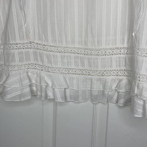 Matilda Jane Ecru Ruffled Sleeveless Blouse Lacy and Ruffles Women’s Medium - Picture 8 of 10
